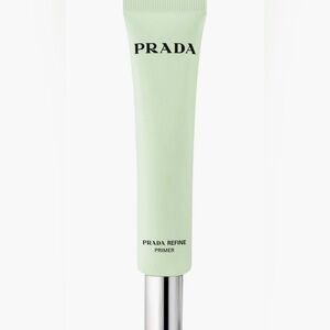 Prada Refine Blurring Extending Primer
